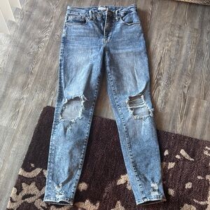 Good American Distressed Light Blue Skinny Jeans
